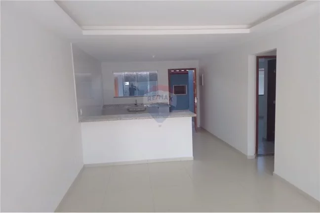Imagem Excelente Oportunidade: Casa de 3 Quartos em Condomínio com Infraestrutura Completa