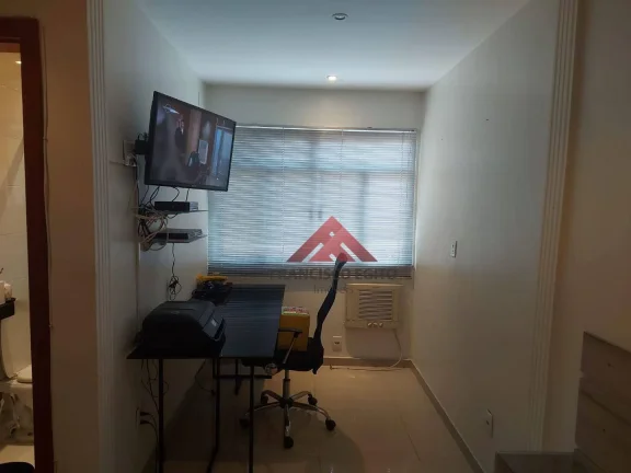 Imagem Casa com 2 dormitórios à venda, 242 m² por R$ 360.000,00 - Brasilândia - São Gonçalo/RJ