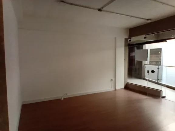 Imagem ALUGO sala com 25m², em local privilegiado e seguro!!!