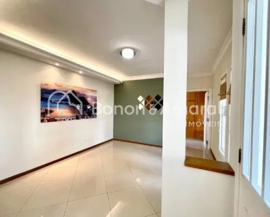 Imagem **UMA CASA PARA CHAMAR DE OÁSIS!**

Situada em uma localização privilegiada, próximo a padarias,...