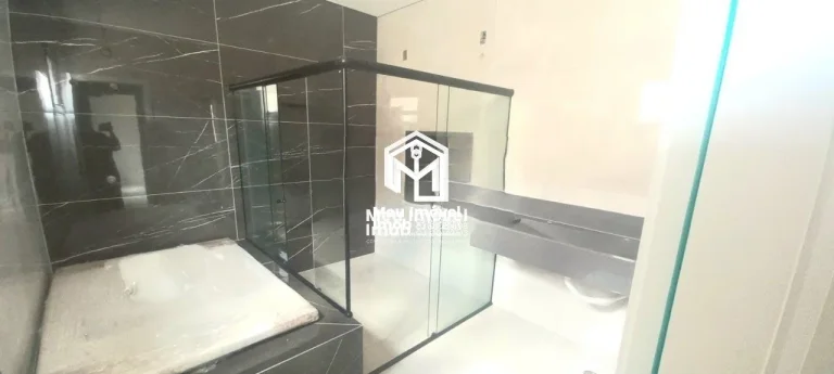 Imagem Rua 21A Vicente Pires Casa 4 Suítes 4 Vagas 400 m² Aquecimento solar Piscina
