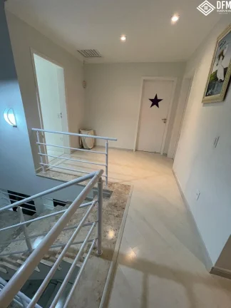 Imagem Sobrado com 3 Dormitorio(s) localizado(a) no bairro Parque Residencial Itapeti em Mogi das Cruzes / Mato Grosso do Sul Ref.:DE622