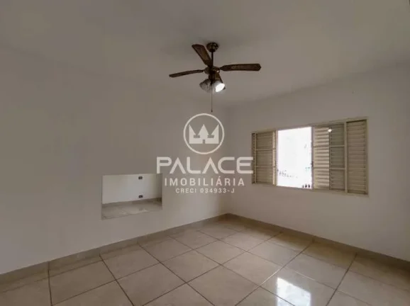 Imagem Excelente casa térrea com localização privilegiada no bairro Paulista em Piracicaba SP.
 Imóvel ...
