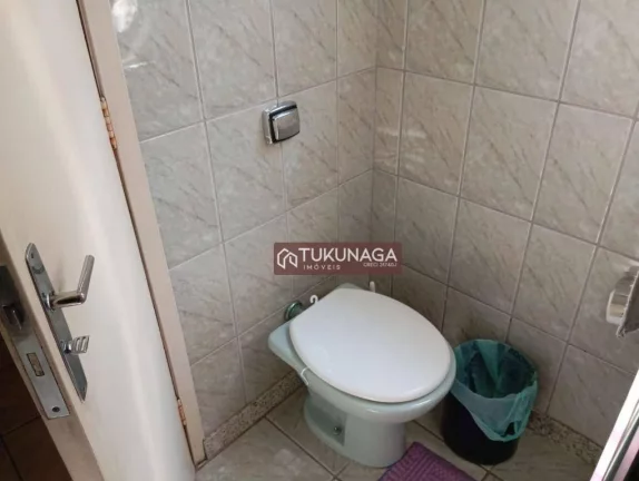 Imagem Sobrado com 3 dormitórios para alugar, 170 m² por R$ 5.102,00/mês - Vila Endres - Guarulhos/SP