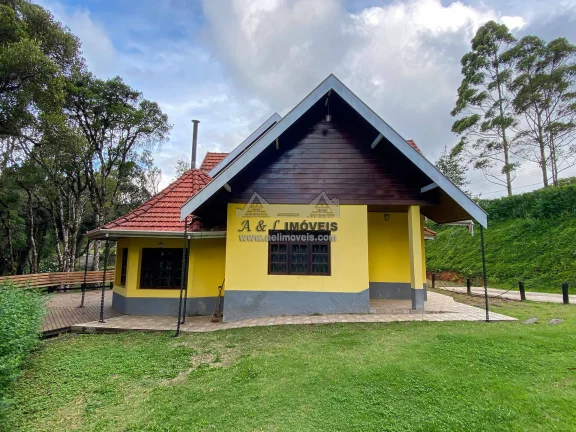 Imagem Casa à venda em Campos do Jordão - Belo imóvel com 3 dormitórios