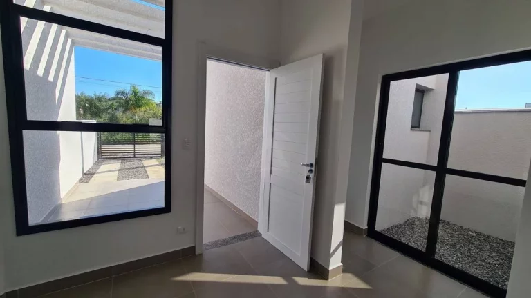 Imagem CASA, 3 QUARTOS SENDO 1 SUÍTE, 200M DO MAR, BAL.IMPERADOR