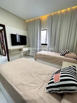 Imagem Casa à venda no Cond. Eco Spa 4 quartos, todos suítes, Gourmet e piscina