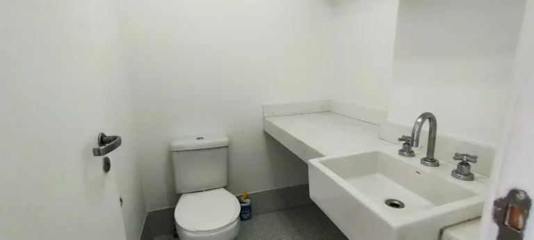 Imagem Apartamento Duplex Residencial e Comercial à Venda
Localizado no belo bairro de Pinheiros, em São ...
