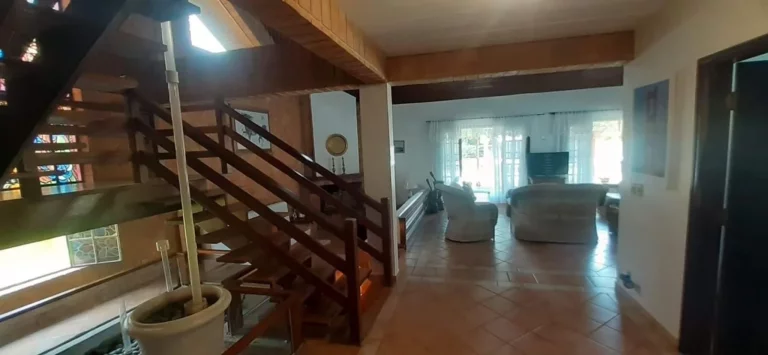 Imagem Casa de Luxo à Venda em Riviera de São Lourenço Módulo 30: 6 Dormitórios, 1 Suíte, 3 Salas, 8 Vagas de Garagem, 461,56 m² de Área