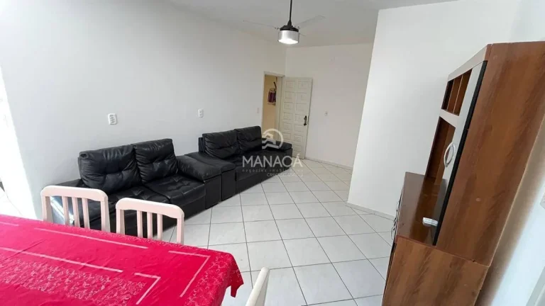 Imagem ️ Amplo apartamento, 3 quartos (1 suíte) 80 metros da praia do tabuleiro! área central