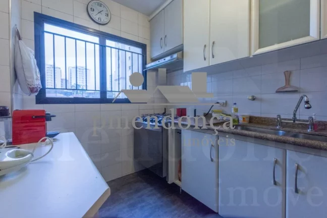 Imagem Apartamento a venda em Perdizes com 132 m², 3 su­tes e 3 vagas.