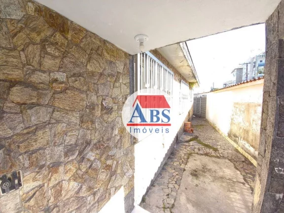 Imagem Casa com 3 dormitórios, 96 m² - venda por R$ 405.000,00 ou aluguel por R$ 2.333,00/mês - Vila Ponte Nova - Cubatão/SP