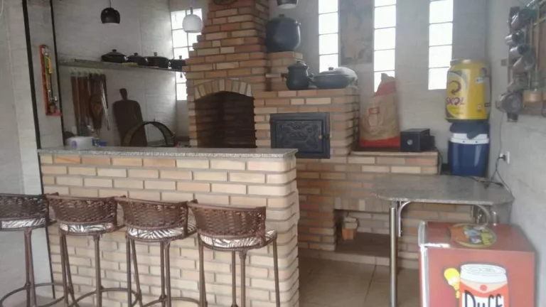 Imagem Sobrado a venda com 3 dorms sendo 1 suíte - Vila Arriete