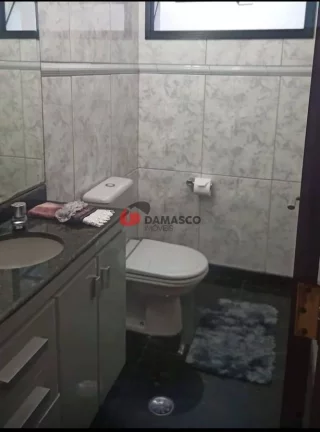 Imagem Sobrado completo à venda na Zona Sul de São Paulo, com localização privilegiada e estrutura impecável!