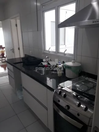 Imagem Apartamento com 100 m² em andar alto à venda na Barra Funda.
