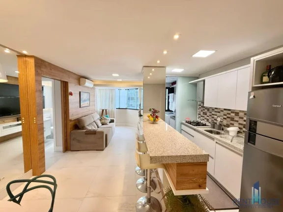 Imagem Apartamento Frente Mar para Venda em Balneário Camboriú, CENTRO, 2 dormitórios, 1 banheiro, 1 vaga