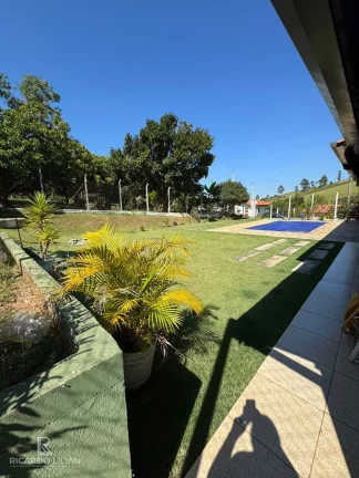 Imagem Maravilhosa chacara em Atibaia com 1100m² e 150m² de area construida - 3 Dormitorios sendo uma suite - A VENDA!!!