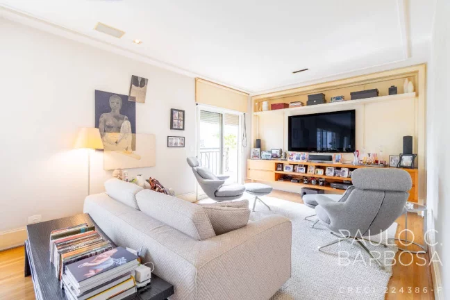 Imagem Higienópolis Venda - 3 Suítes - 3 Vagas - 210m² - Mobiliado