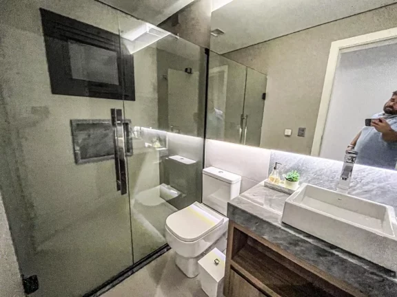 Imagem Apartamento à venda, com 4 quartos, 258m²