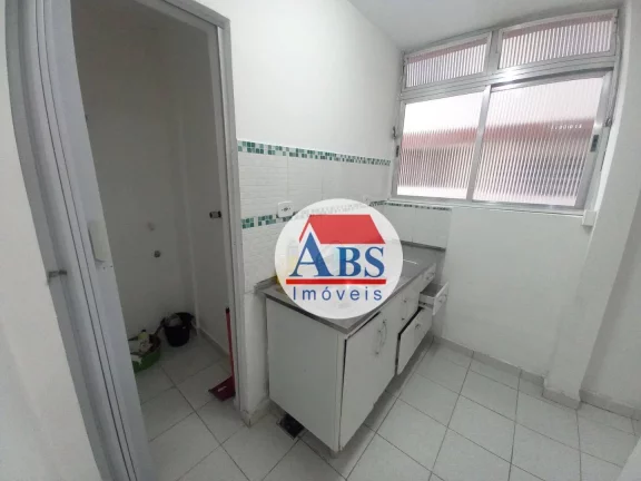 Imagem Apartamento com 2 dormitórios à venda, 81 m² por R$ 555.000 - Gonzaga - Santos/SP com vista para o mar