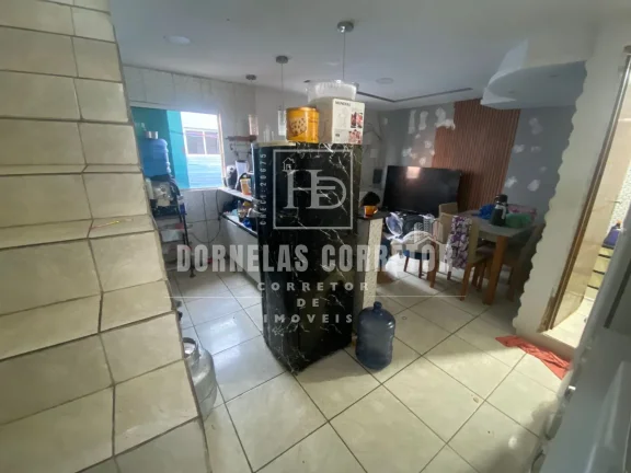 Imagem Invista e More: Casa com 2 Quartos + 2 Pontos Comerciais no Pina!