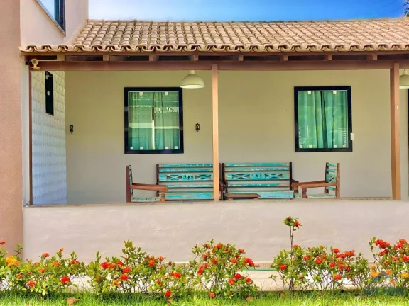 Imagem Casa Duplex com 04 Quartos à Venda de Frente p/ Mar na Praia de Piúma/ES