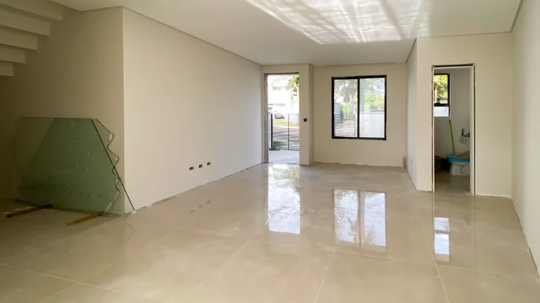 Imagem Sobrado novo com 175 m², 3 quartos sendo 1 suíte, amplo terraço à venda por R$ 1.250.000 - Jardim Social - Curitiba/PR