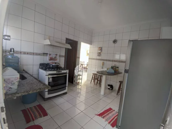Imagem Casa duplex pronta para morar, 3 dormitórios à venda por R$ 650.000,00 - Horto - Teresina/PI