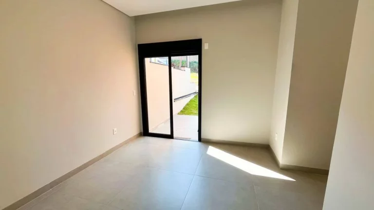 Imagem Casa de esquina condomínio Euroville 2
