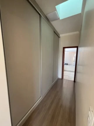 Imagem Casa de Alto Padrão para Locação em Condomínio na Cyrela Landscape Esplanada - 3 Quartos, 3 Suítes, 3 Salas, 5 Banheiros, 4 Vagas de Garagem, 250m².