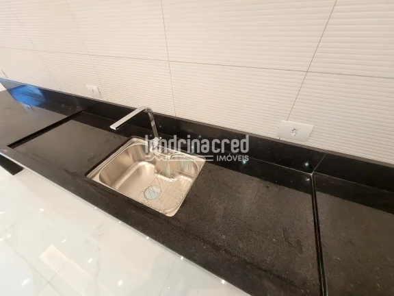 Imagem Casa à venda 3 Quartos, 1 Suite, 4 Vagas, 200M², Conjunto Habitacional Alexandre Urbanas, Londrina - PR