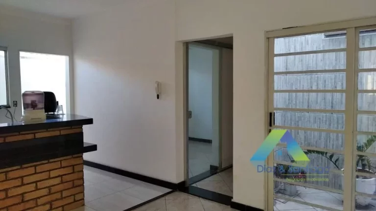 Imagem IPIRANGA OPORTUNIDADE Sobrado 150 metros, 3 dormitórios, 1 suíte, 2 vagas ótima localização e valor !!!