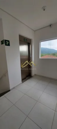 Imagem ÓTIMA COBERTURA EM BAIRRO TRANQUILO. VISITE ESTA OPORTUNIDADE.