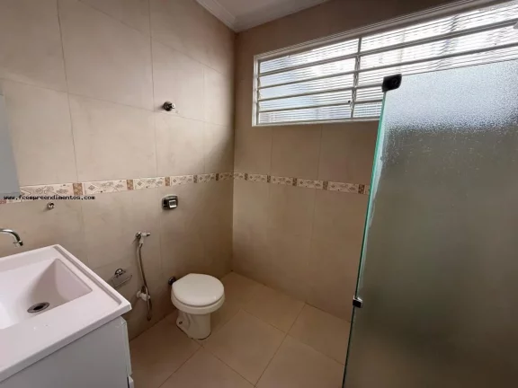 Imagem Casa para Venda em Limeira, Vila Claudia, 3 dormitórios, 1 suíte, 2 banheiros, 4 vagas