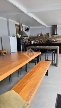 Imagem Casa Triplex Mobiliada no Jardins de Monet - 224m², Piscina Aquecida