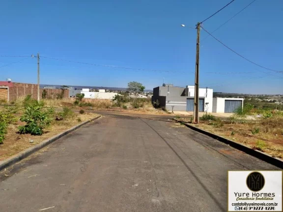 Imagem Seu Terreno Próximo a Avenida Compre Aqui Local Excelente