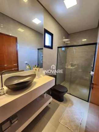 Imagem Casa com 3 dormitórios à venda, 255 m² por R$ 2.100.000,00 - Setor Beira Rio - Araporã/MG
