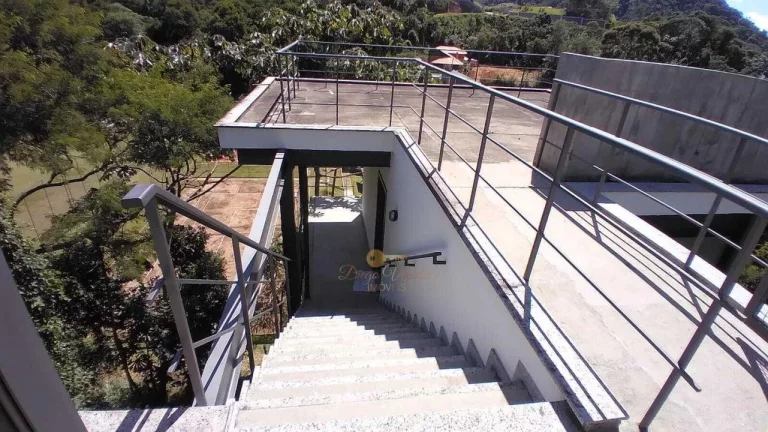 Imagem Casa em Condomínio para Venda em Teresópolis / RJ no bairro Vargem Grande