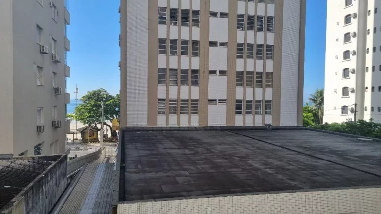 Imagem PITANGUEIRAS - ÓTIMO APTO A 50 METROS DA PRAIA DE PITANGUEIRAS, 2 DORMITÓRIOS, 1 VAGA DE GARAGEM.