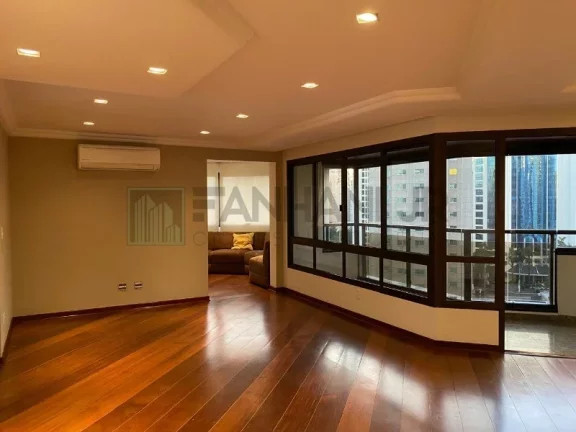 Imagem Apartamento de alto padrão à Venda ou Locação em Indianópolis, São Paulo-SP: 4 Quartos, 2 Suítes, 3 Salas, 5 Banheiros, 4 Vagas, 236m².