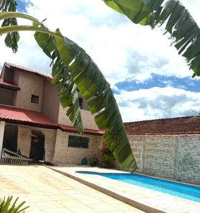 Casa com excelente localização