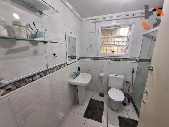 Imagem Casa com 3 dormitórios à venda, 197 m² por R$ 650.000,00 - Caonze - Nova Iguaçu/RJ