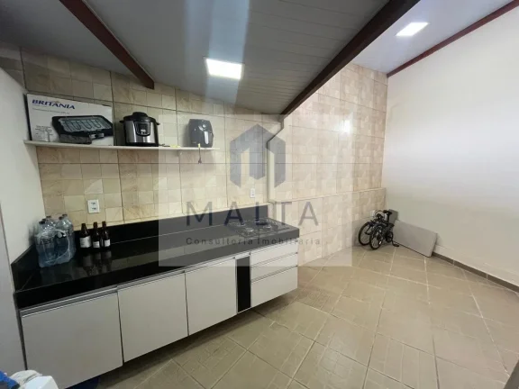 Imagem Casa Geminada para Venda em Belo Horizonte, Planalto, 3 dormitórios, 1 suíte, 3 banheiros, 2 vagas