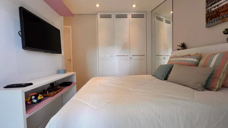 Imagem Apartamento com 3 dormitórios à venda, 170 m por R$ 5.850.000,00 - Riviera