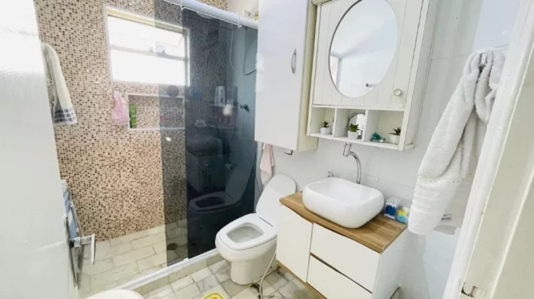 Imagem Apartamento com 2 dormitórios à venda, 80 m² por R$ 350.000,00 - Ocian - Praia Grande/SP
