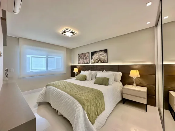 Imagem Casa em Condominio 6 Dormitórios - Bairro xangri-la