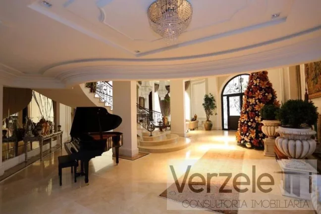 Imagem Frente ao Mar para Venda em Balneário Camboriú / SC no bairro Centro