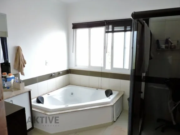 Imagem Casa de Condomínio em Granja Viana - Carapicuíba, SP