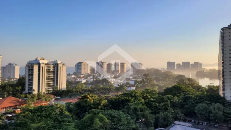 Imagem Apartamento de 2 Quartos para Venda na Barra da Tijuca com 83 m²