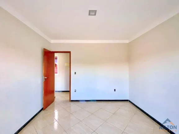 Imagem Casa Duplex com 3 Quartos à Venda em Itapebussu - Guarapari/ES